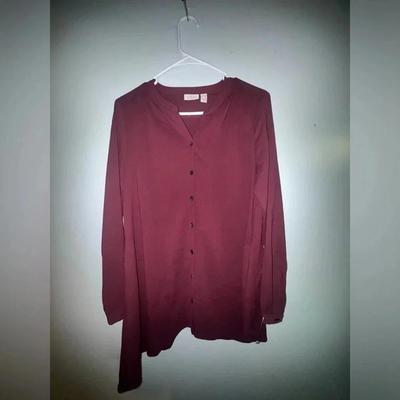 NWOT LOGO by Lori Goldstein V-Neck‎ button up  Plum size xs - Picture 1 of 4